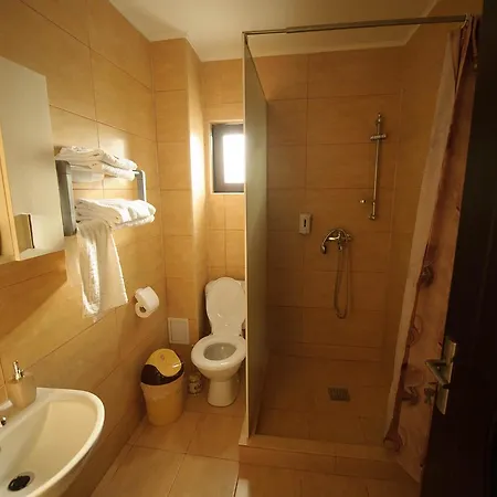 Guest house La Mare Darius Mihai *
